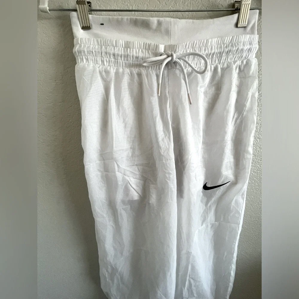Nike Indio woven sportswear pants